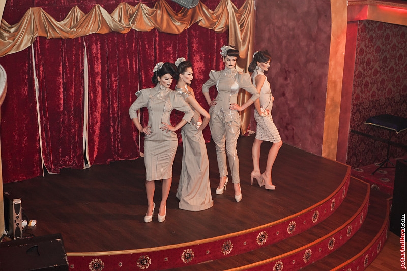 melnicamodi-2011-268