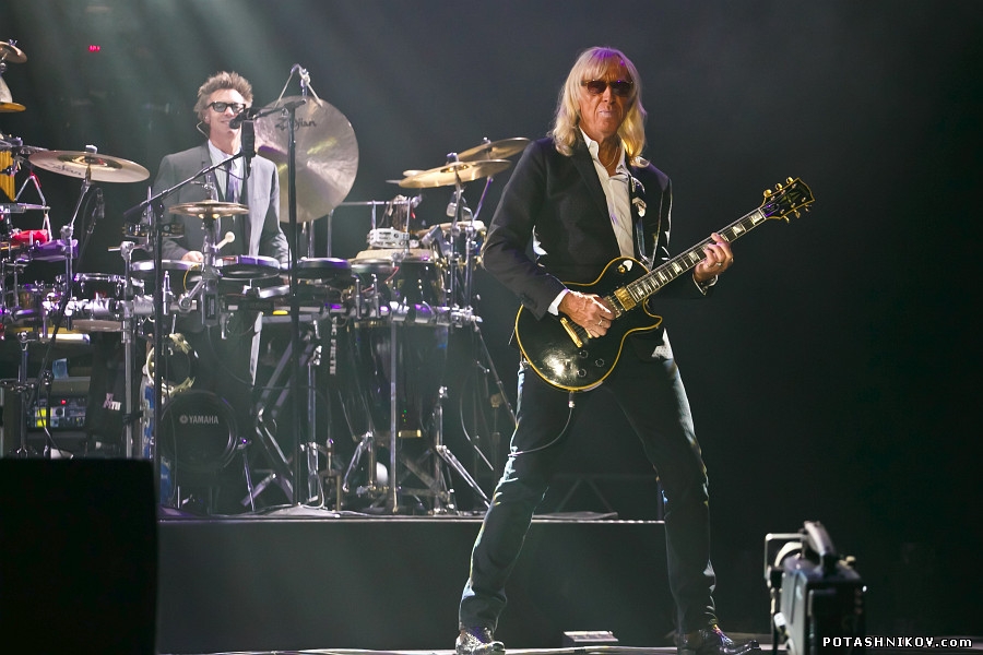eltonjohn24